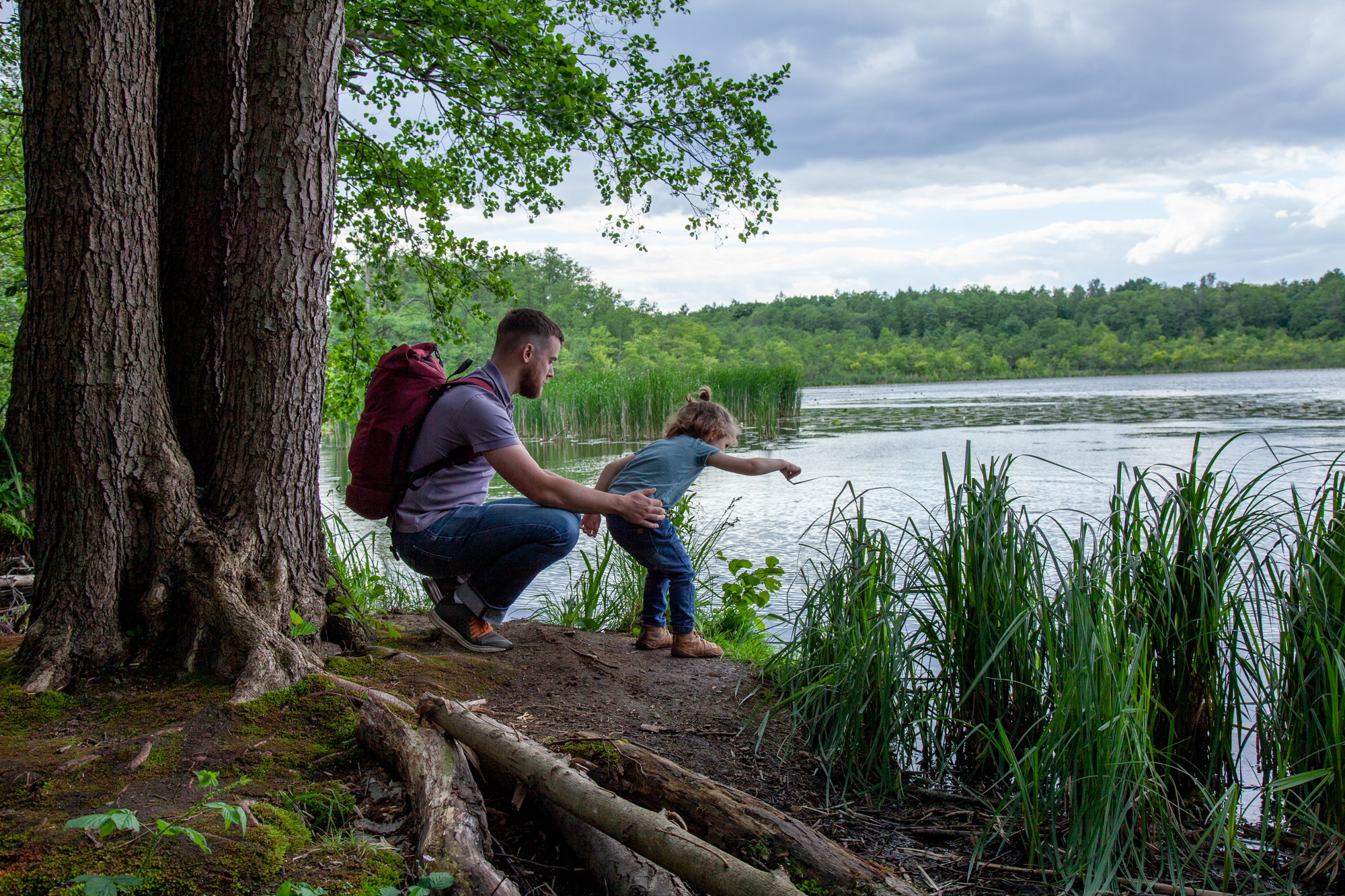 Papa und Kind am Wupatzsee