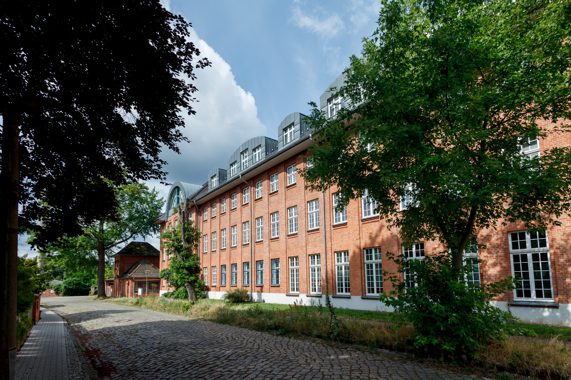 Leibniz-Institut