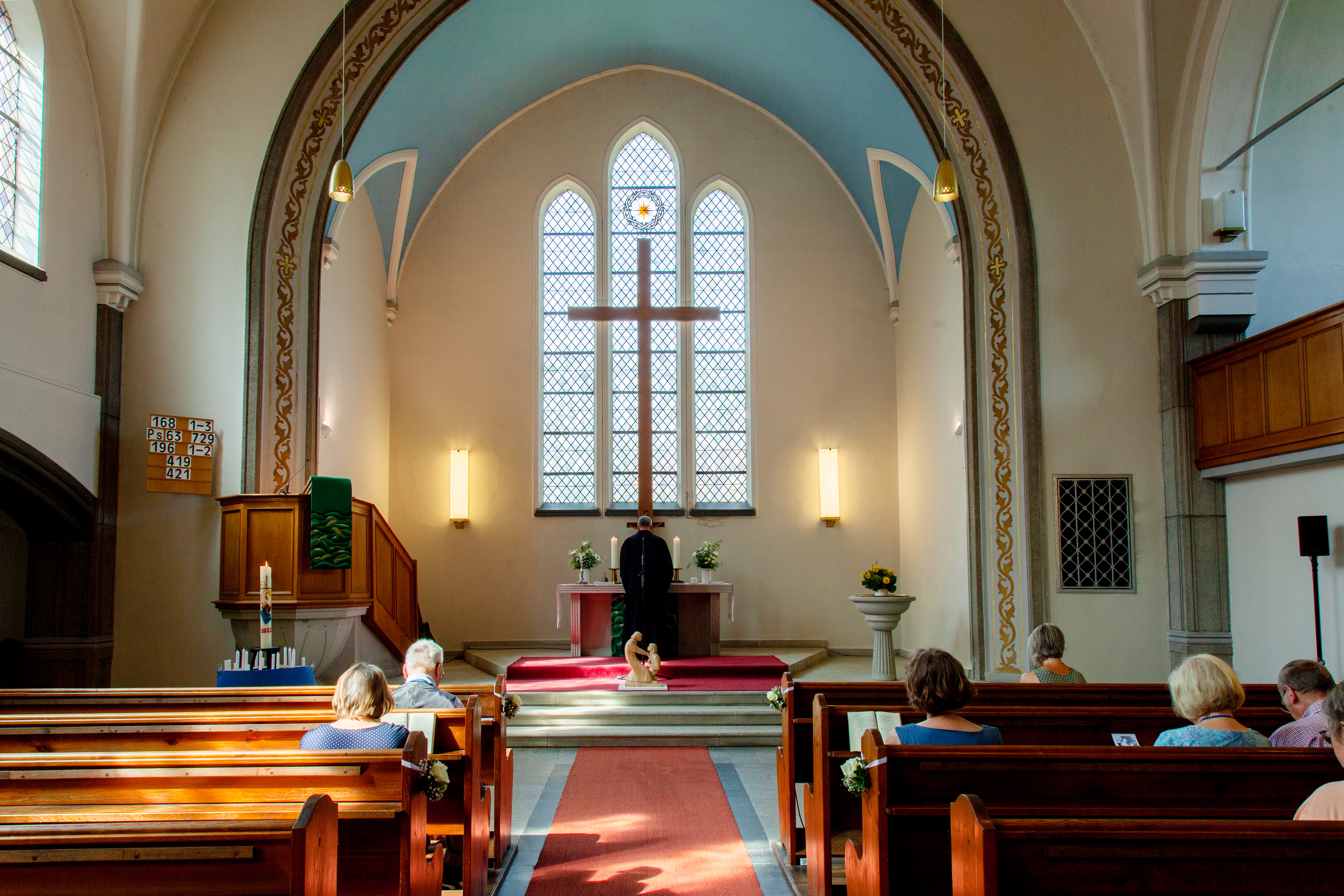 Innenraum Genezareth-Kirche