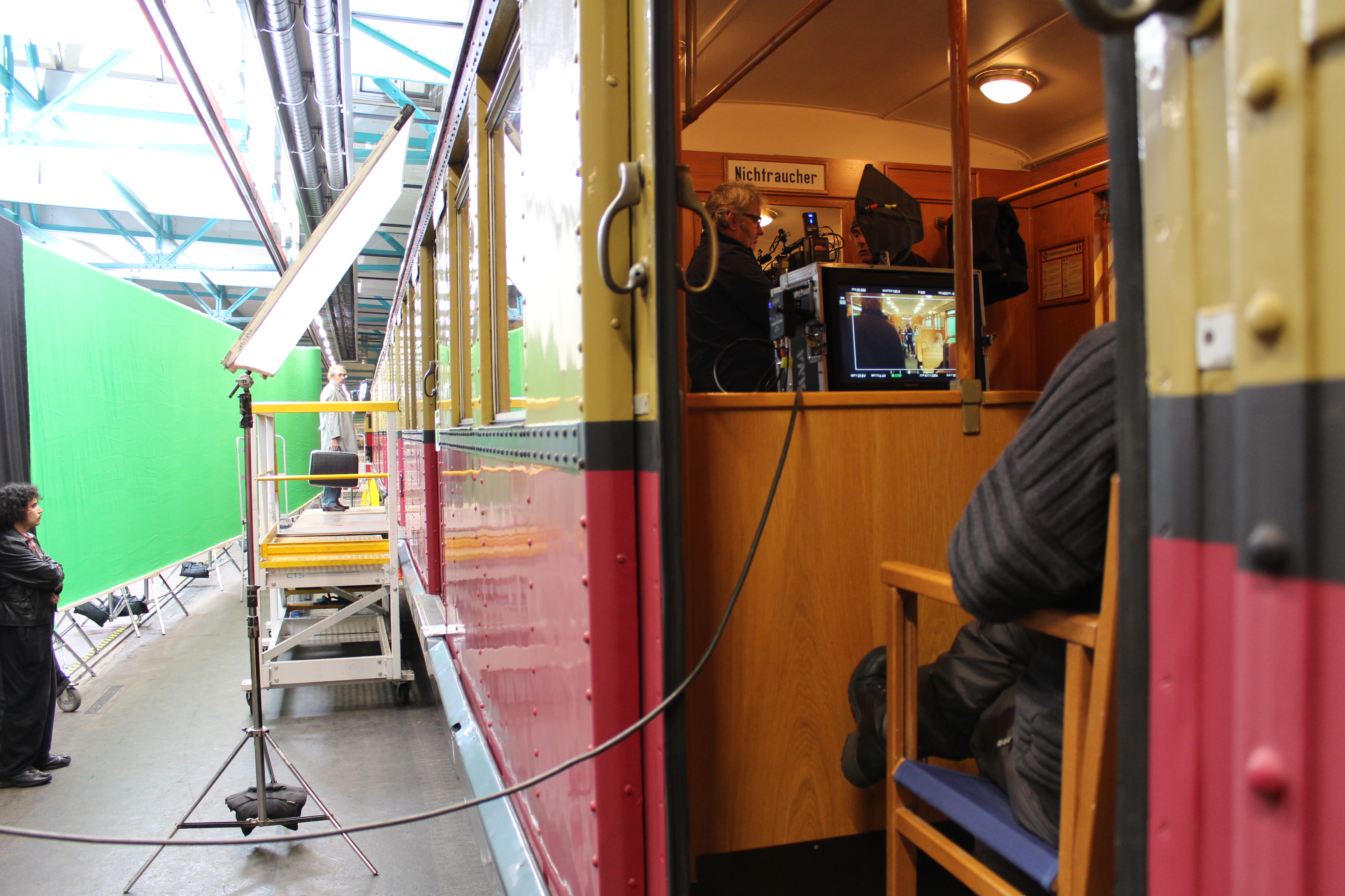 Einblick in Dreharbeiten im S-Bahnzug