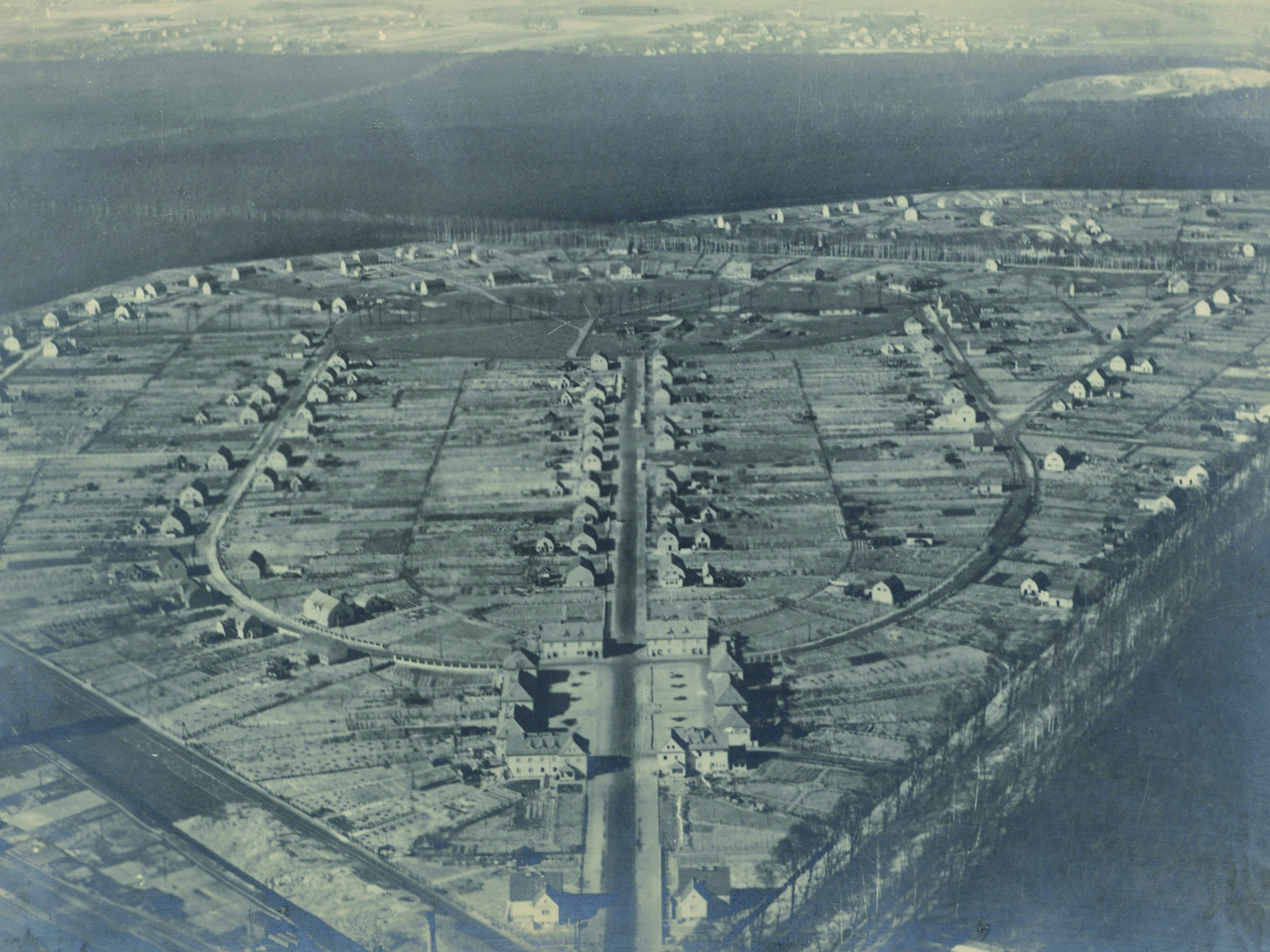 alte Luftaufnahme der Bahnhofsiedlung